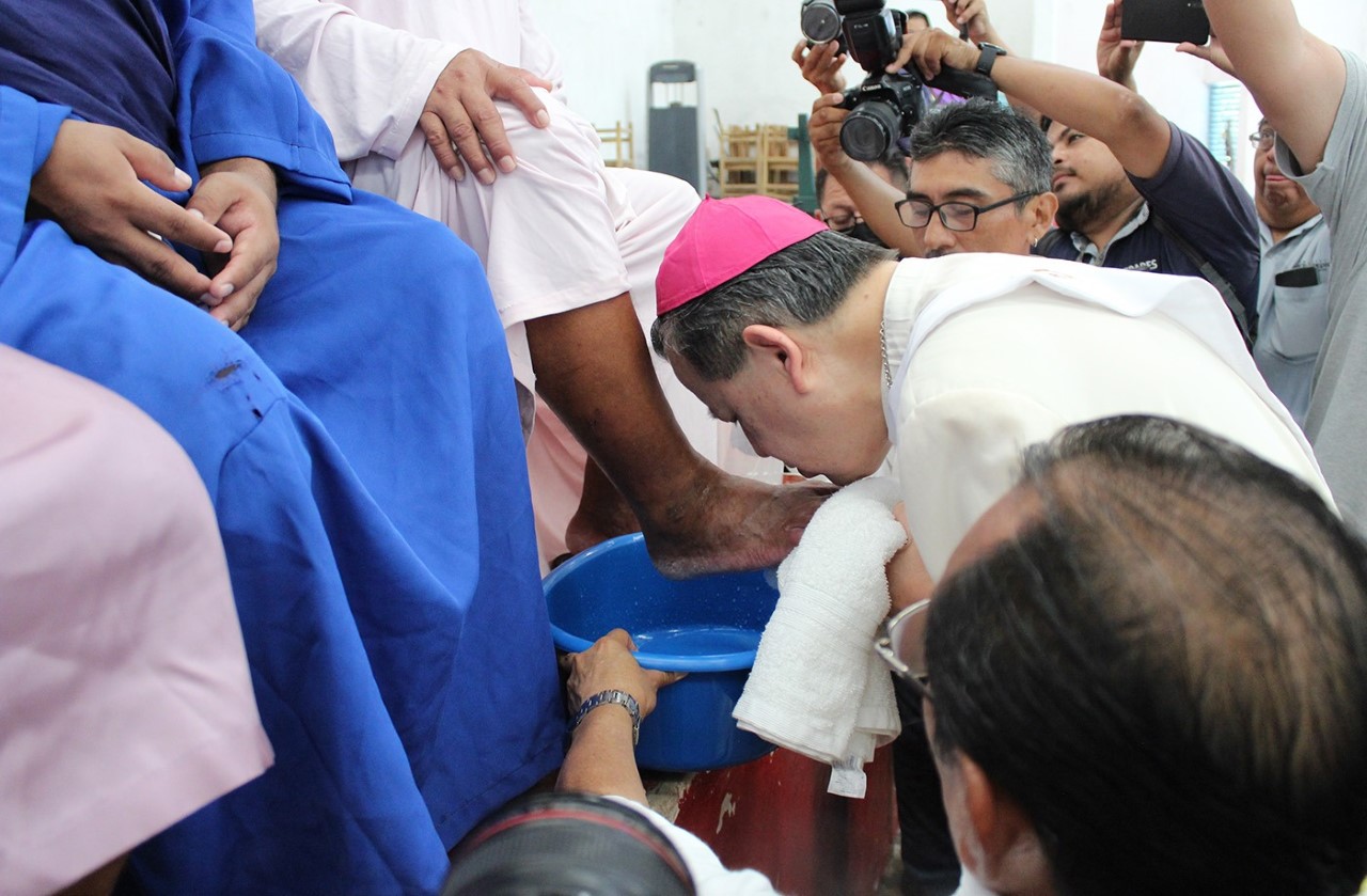 Semana Santa En El Cereso Ritual Del Lavado De Pies A Doce Personas