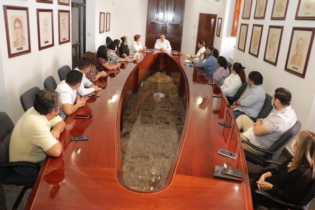 Inician trabajos en la UADY con nuevos directivos