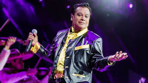 Alistan homenajes a Juan Gabriel por su décimo aniversario luctuoso