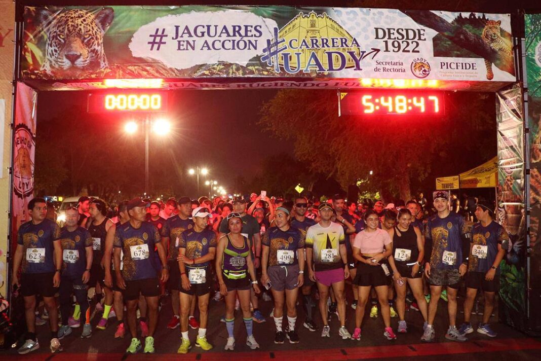 UADY celebra su 104 aniversario con tradicional carrera en Paseo de Montejo
