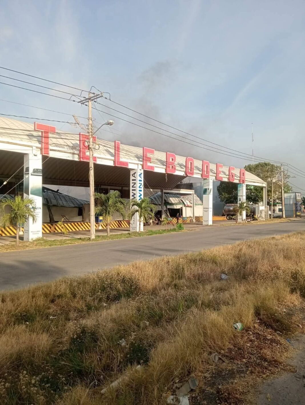 Incendio en TELEBODEGA fue controlado
