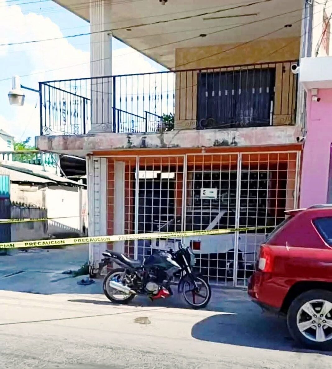 Atacan con arma de fuego a motociclista en pleno centro de Oxkutzcab