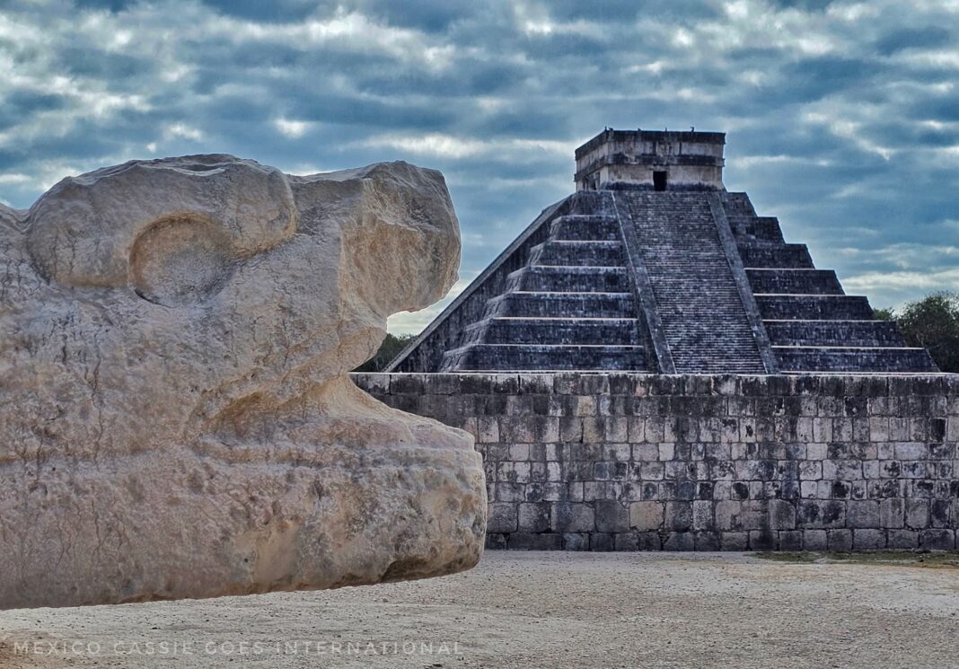 Gobierno de Yucatán, INAH y artesanos alcanzan acuerdo para reabrir Chichén Itzá