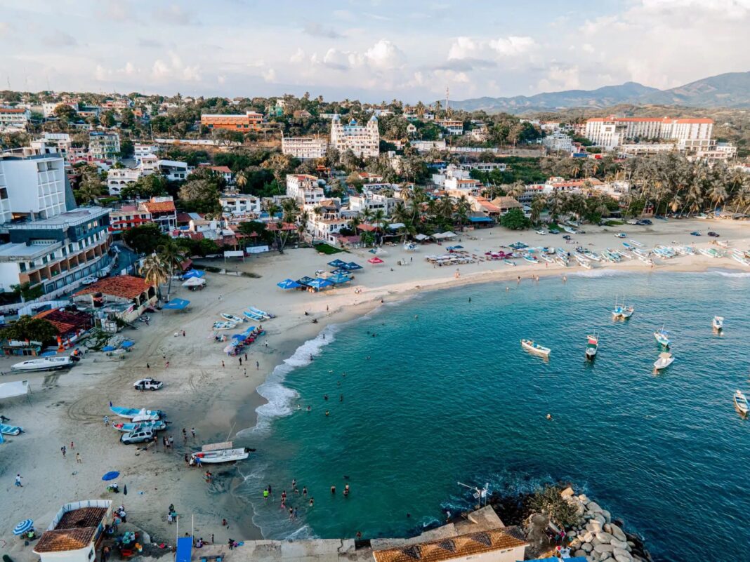 Cofepris alerta por cinco playas «no aptas” para nadar en estas vacaciones de verano Cofepris alerta por cinco playas «no aptas” para nadar en estas vacaciones de verano