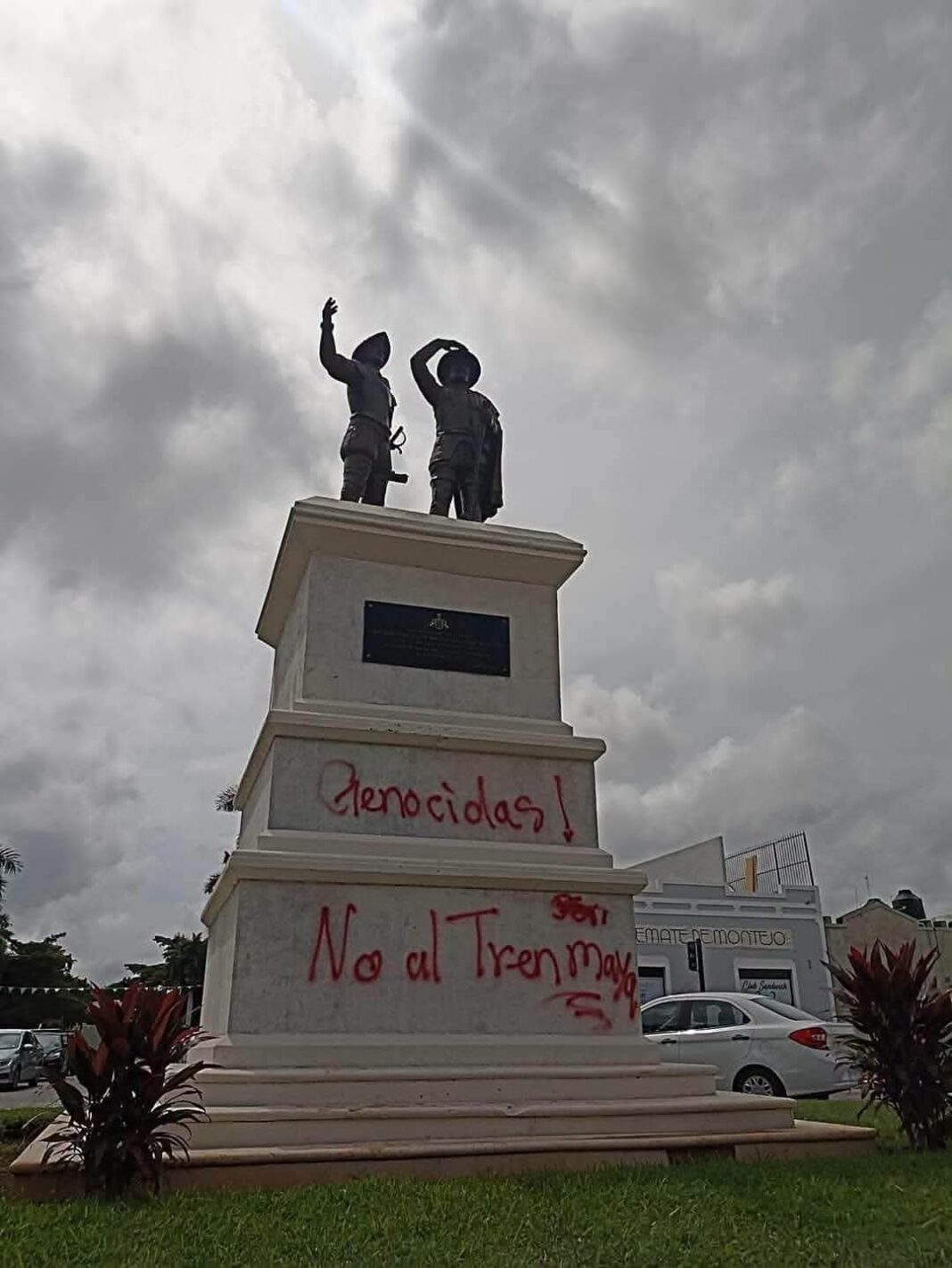 La Estela y el retiro del monumento de Los Montejo La Estela y el retiro del monumento de Los Montejo