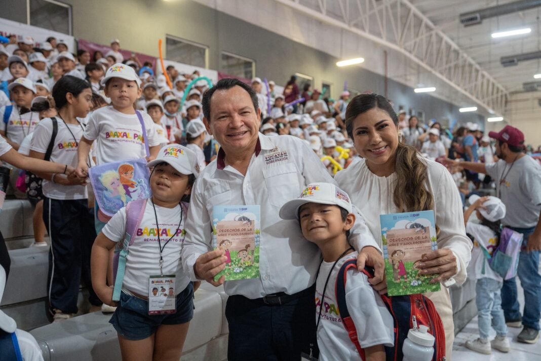 Arranca Báaxal Paal del Renacimiento Maya con 5,450 niñas y niños Arranca Báaxal Paal del Renacimiento Maya con 5,450 niñas y niños