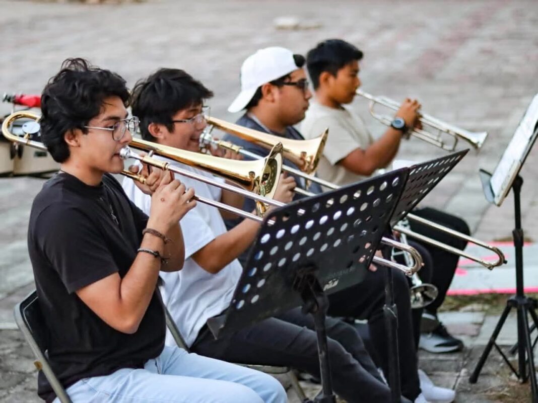 Abren inscripciones para curso de verano gratuito que busca formar a las nuevas promesas de la música en Yucatán Abren inscripciones para curso de verano gratuito que busca formar a las nuevas promesas de la música en Yucatán