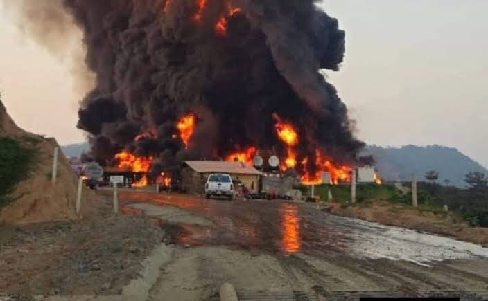 Persiste emergencia por fuga de gas en Veracruz; comunidades denuncian daños a la salud y al campo Persiste emergencia por fuga de gas en Veracruz; comunidades denuncian daños a la salud y al campo