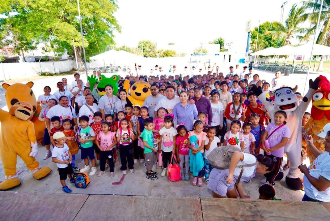 Edwin Bojórquez anuncia el arranque del Campamento de Verano “Báaxal Paal” 2026 en Kanasín Edwin Bojórquez anuncia el arranque del Campamento de Verano “Báaxal Paal” 2026 en Kanasín