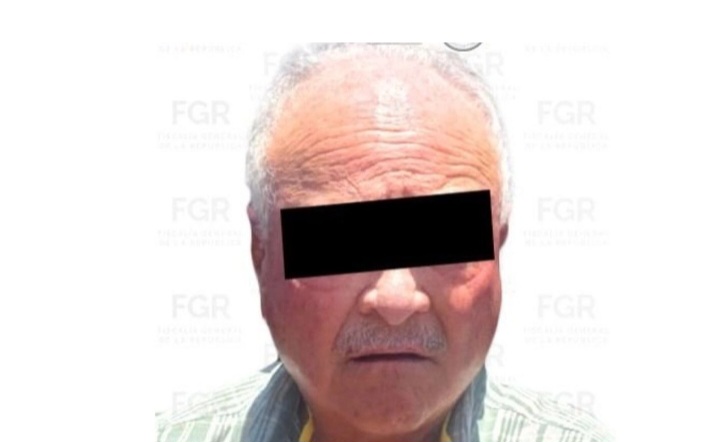 FGR detiene a Ernesto Ruffo, ex gobernador panista de BC, por delincuencia organizada y huachicol fiscal FGR detiene a Ernesto Ruffo, ex gobernador panista de BC, por delincuencia organizada y huachicol fiscal