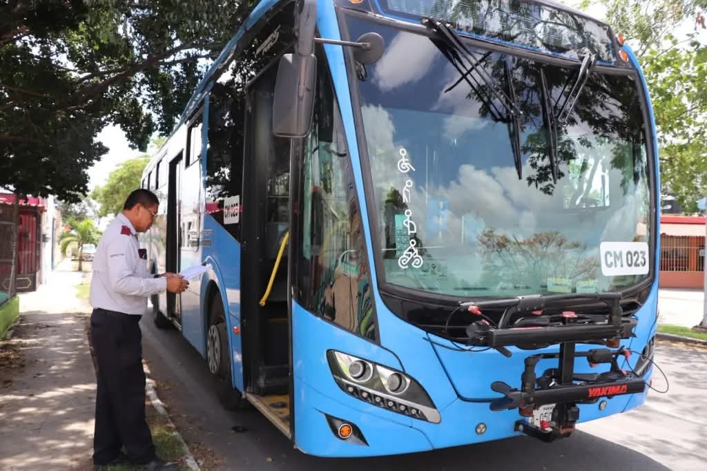 Mejorar financieramente el transporte público, es invertir en un servicio de calidad Mejorar financieramente el transporte público, es invertir en un servicio de calidad