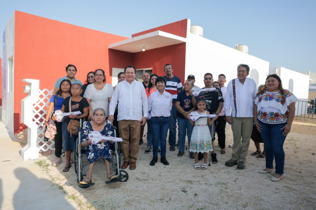 En Coordinación con el Gobierno de México se impulsan 10 mil viviendas con certeza patrimonial en Yucatán En Coordinación con el Gobierno de México se impulsan 10 mil viviendas con certeza patrimonial en Yucatán