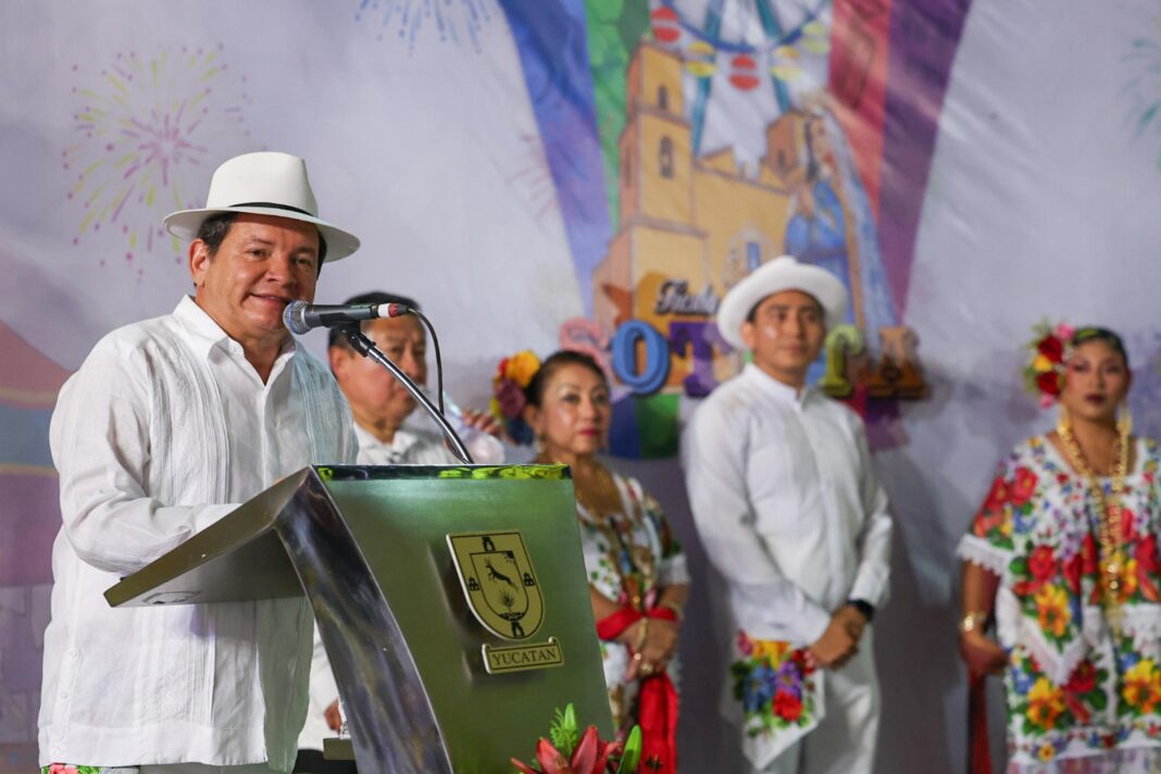 Renacimiento Maya lleva calles, domos e iluminación para el bienestar de casi nueve mil habitantes de Sotuta Renacimiento Maya lleva calles, domos e iluminación para el bienestar de casi nueve mil habitantes de Sotuta