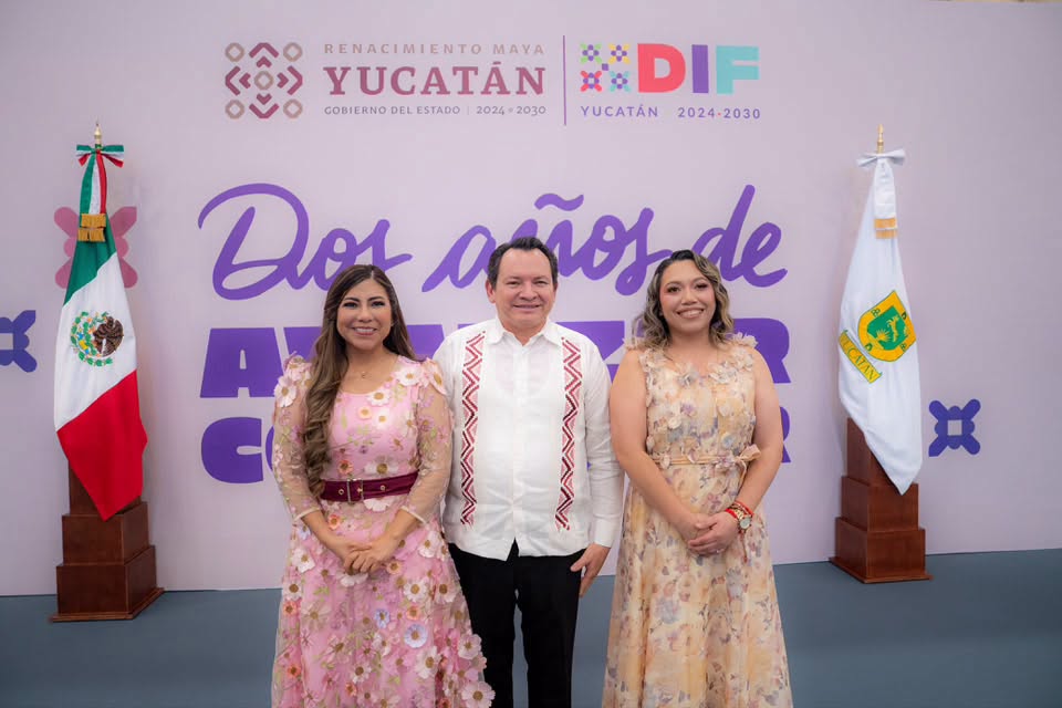 Wendy Méndez Naal rinde cuentas de dos años del DIF Yucatán.“Dos Años de Avanzar con Amor”, un trabajo que llevó la atención social a los 106 municipios del estado. Wendy Méndez Naal rinde cuentas de dos años del DIF Yucatán.“Dos Años de Avanzar con Amor”, un trabajo que llevó la atención social a los 106 municipios del estado.